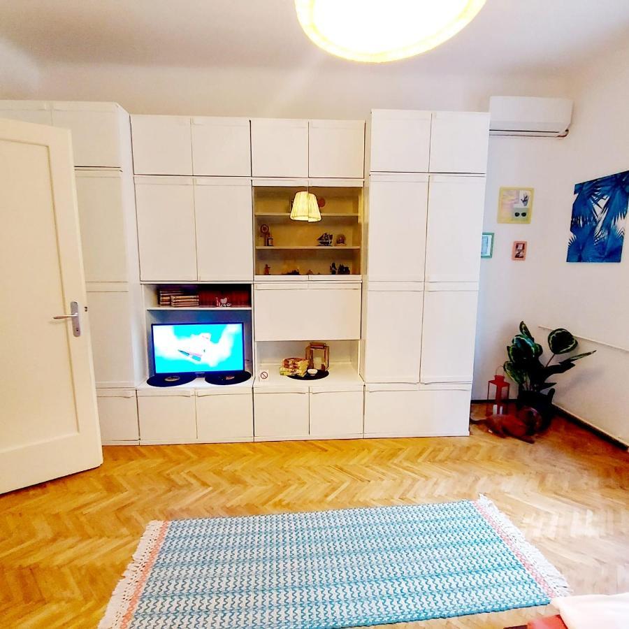 Apartment Trio Novi Sad Buitenkant foto