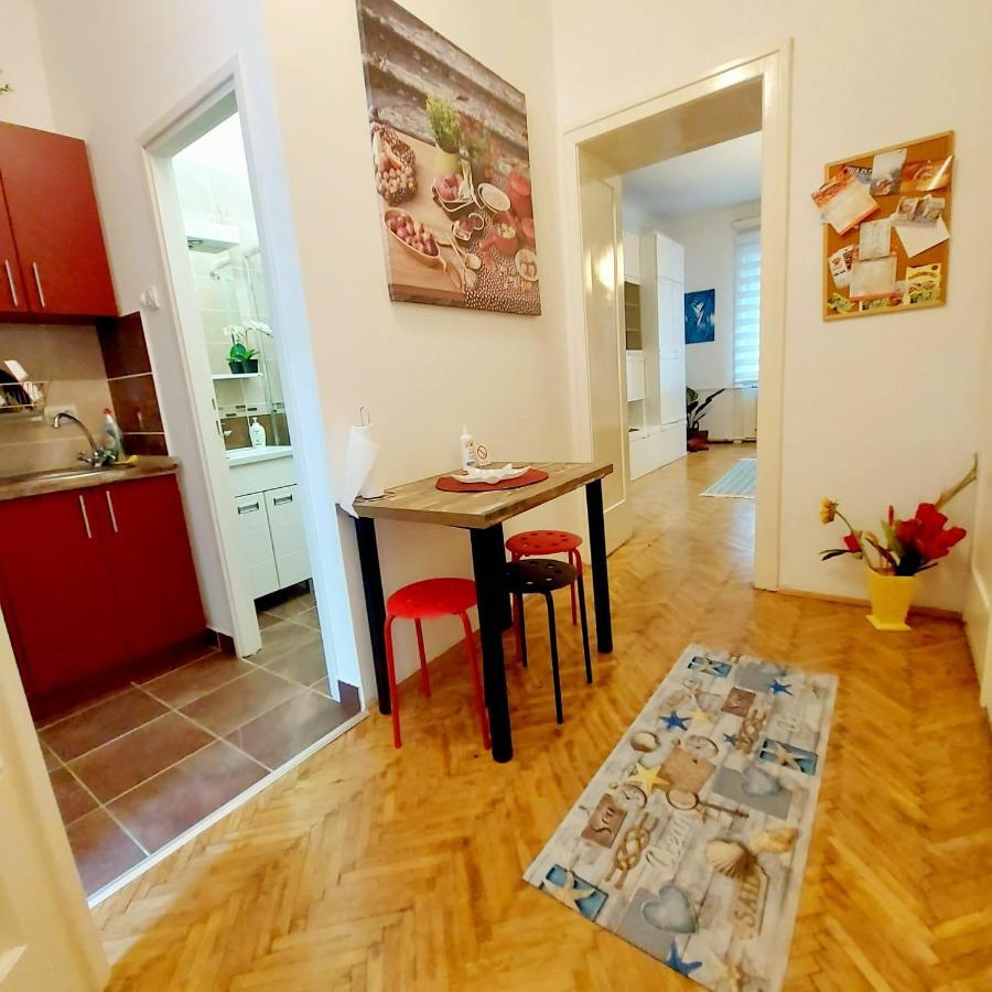 Apartment Trio Novi Sad Buitenkant foto